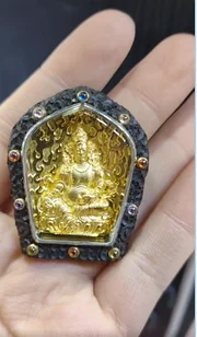 

2023 Trendy S925 Silver Jewelry Hand-carved Sandalwood Amulets Fine Inlaid Colored Gems Natal Buddha Pendants for Men and Women