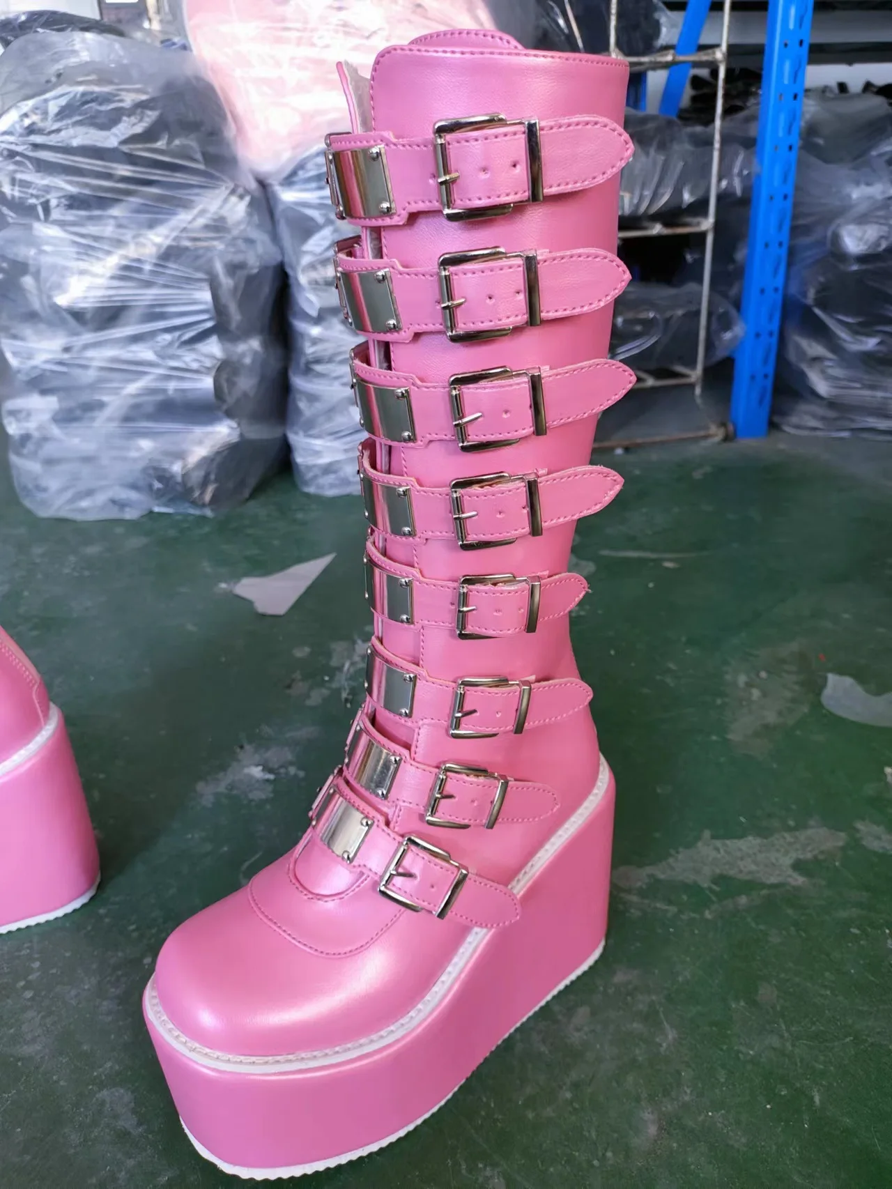 

Hot Sale Women Boots Buckle Heart Pink Wedges Thick Bottom Platform Knee High Women's Boots Goth Cosplay Shoes