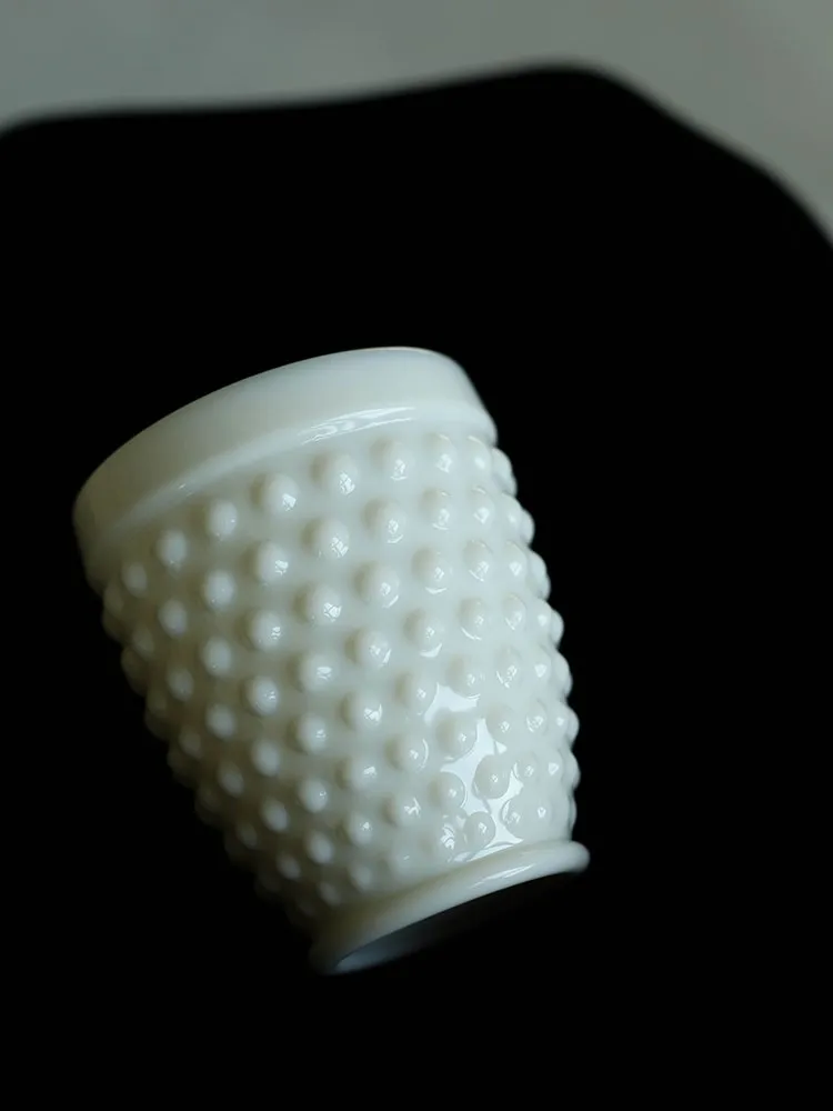 Винтажный редкий основной цвет бокал молочно-белого цвета высокая чашка