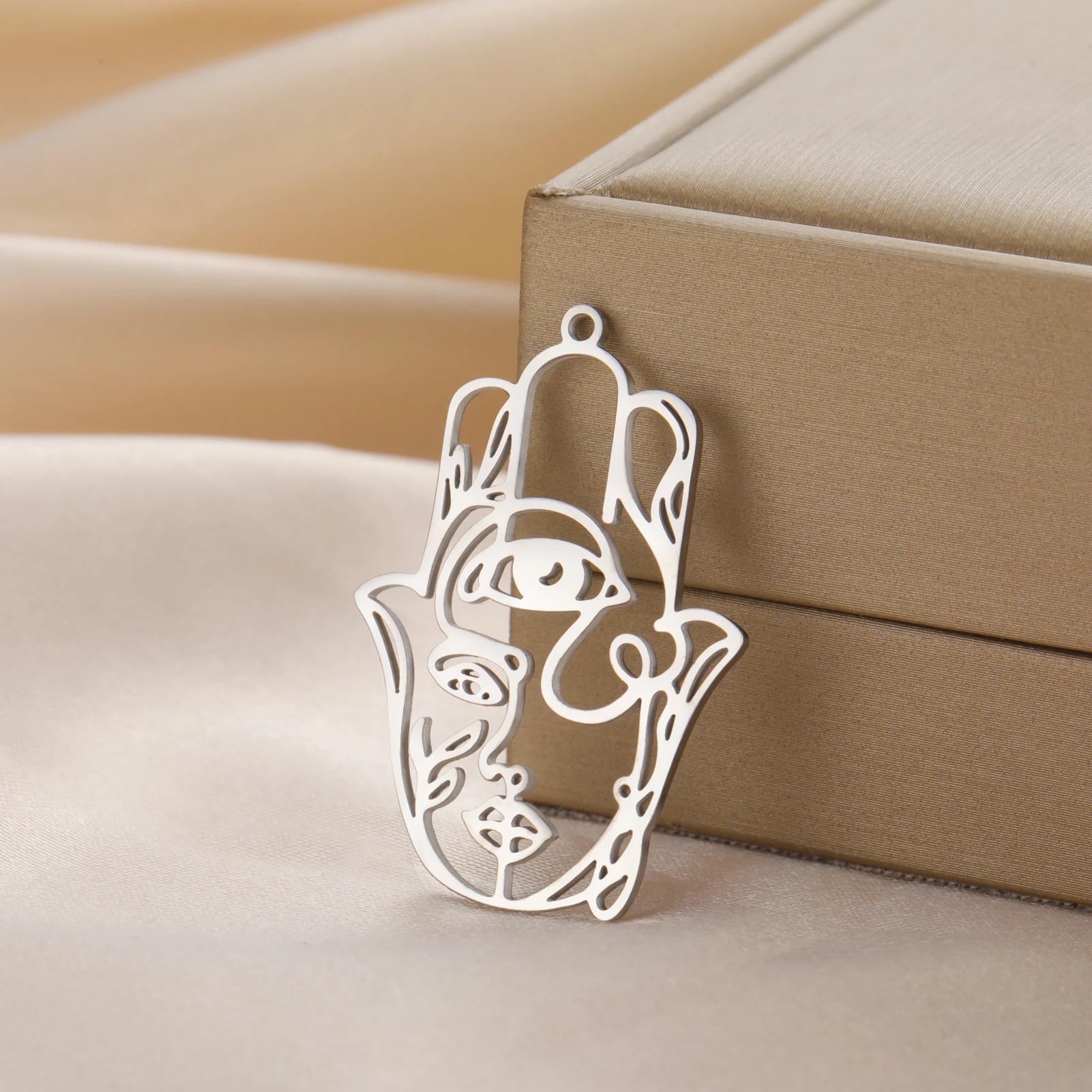 Teamer Hamsa Рука Фатимы Филигранный Шарм для изготовления ювелирных изделий Ожерелье