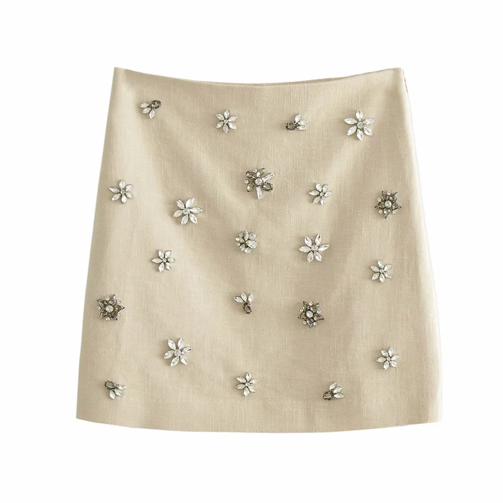 

BBWM Women Street Solid Diamond Decoration Sexy Mini Skirt Casual Ladies Casual Streetwear Slim High Waist Chic Skirts