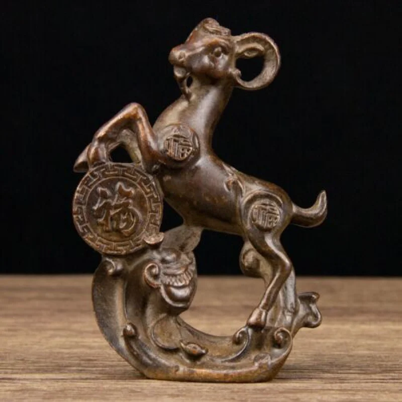 

11cm Chinese Bronze Sheep Statue Old Brass Animal Sheep Sculpture