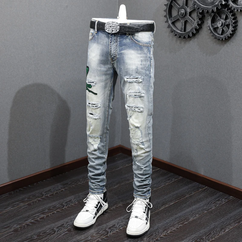 Street Fashion Men Jeans Retro Blue Cobra Pattern Designer Elastic Skinny Ripped Jeans Men Leather Patched Hip Hop Brand Pants