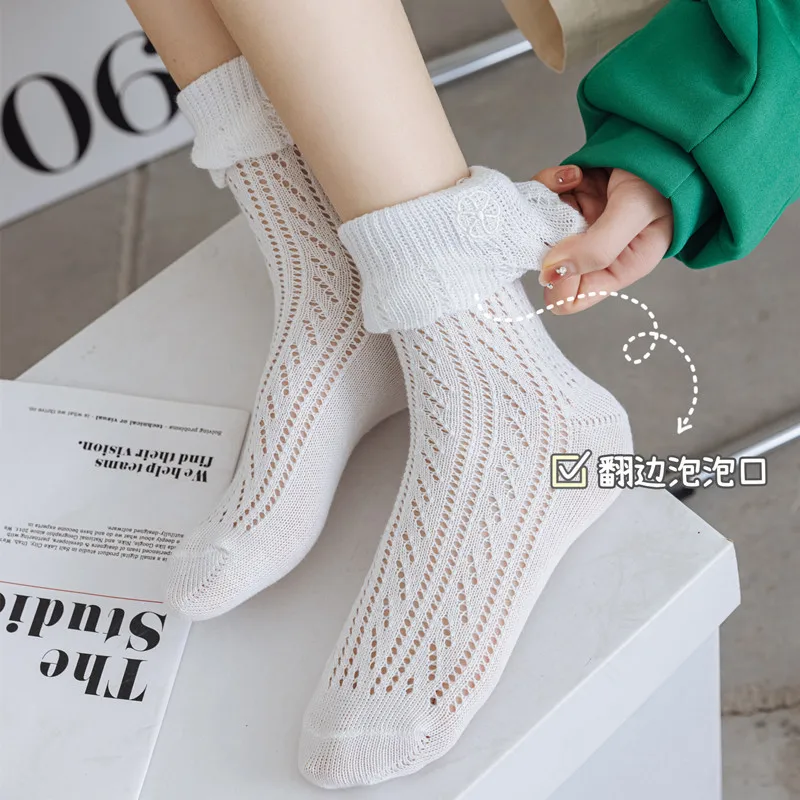 

Embroidered Mid-tube Women's Socks College Wind Cotton Mesh Breathable Socks Spring And Summer New Korean Version Hollow Flangin