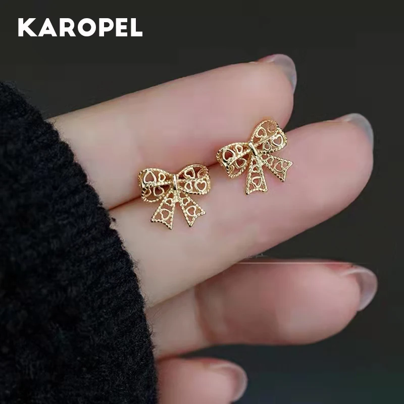 

New Fashion Hollow Love Bow Stud Earrings for Women Butterfly Ear Studs Creativity Jewelry