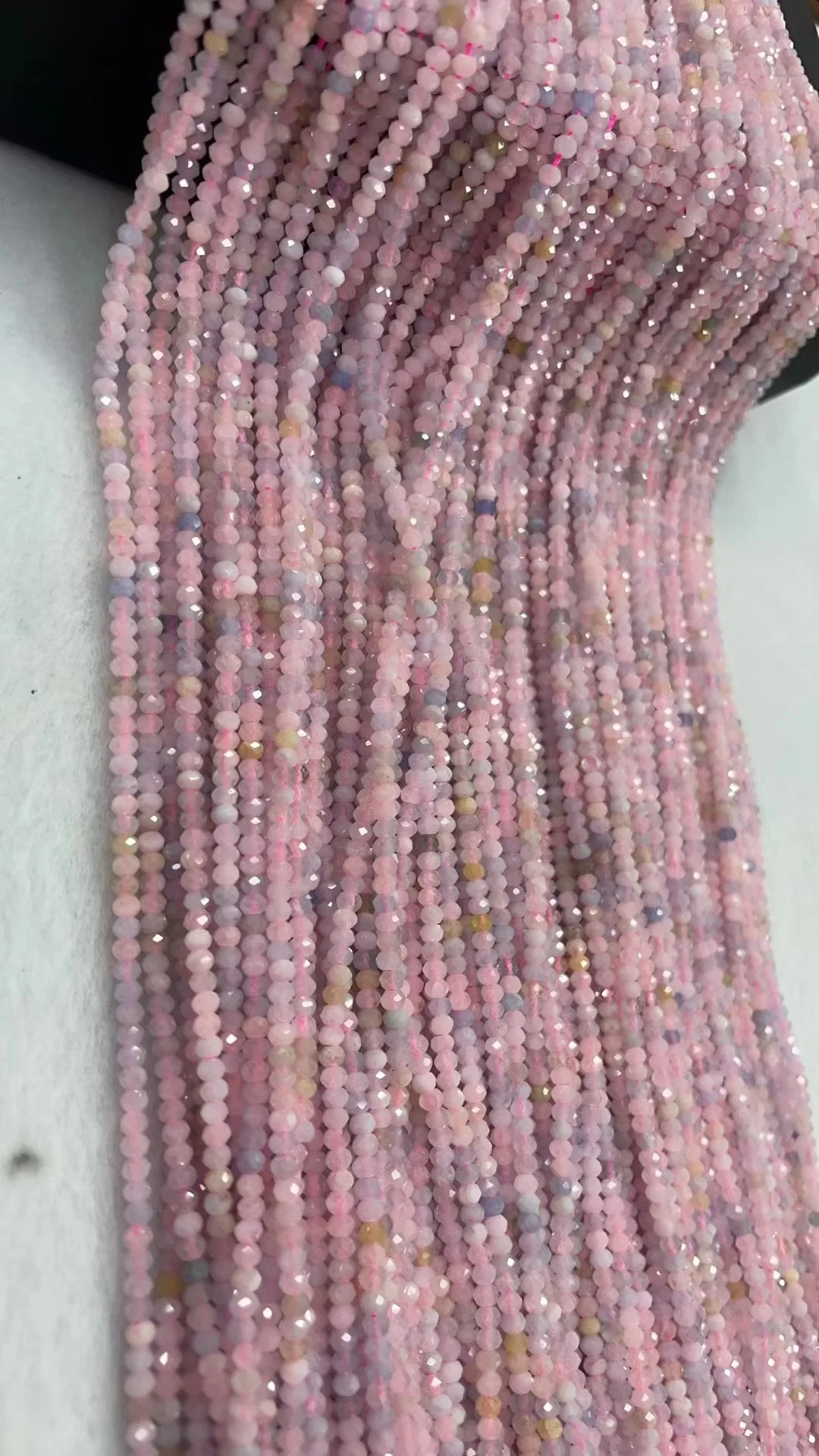 Бусины Из Натурального морганита с огранкой размеры 2x3 мм