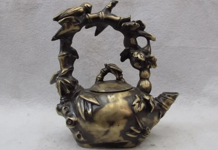 

Chinese Folk Classic Bronze Copper Feng Shui Bamboo Cicada teapot Ti Liang pot