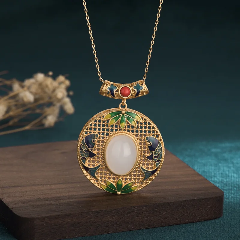 

White Jade Carp Pendant Necklaces 925 Silver Luxury Natural Necklace Designer Jewelry Talismans Accessories Chinese Chalcedony
