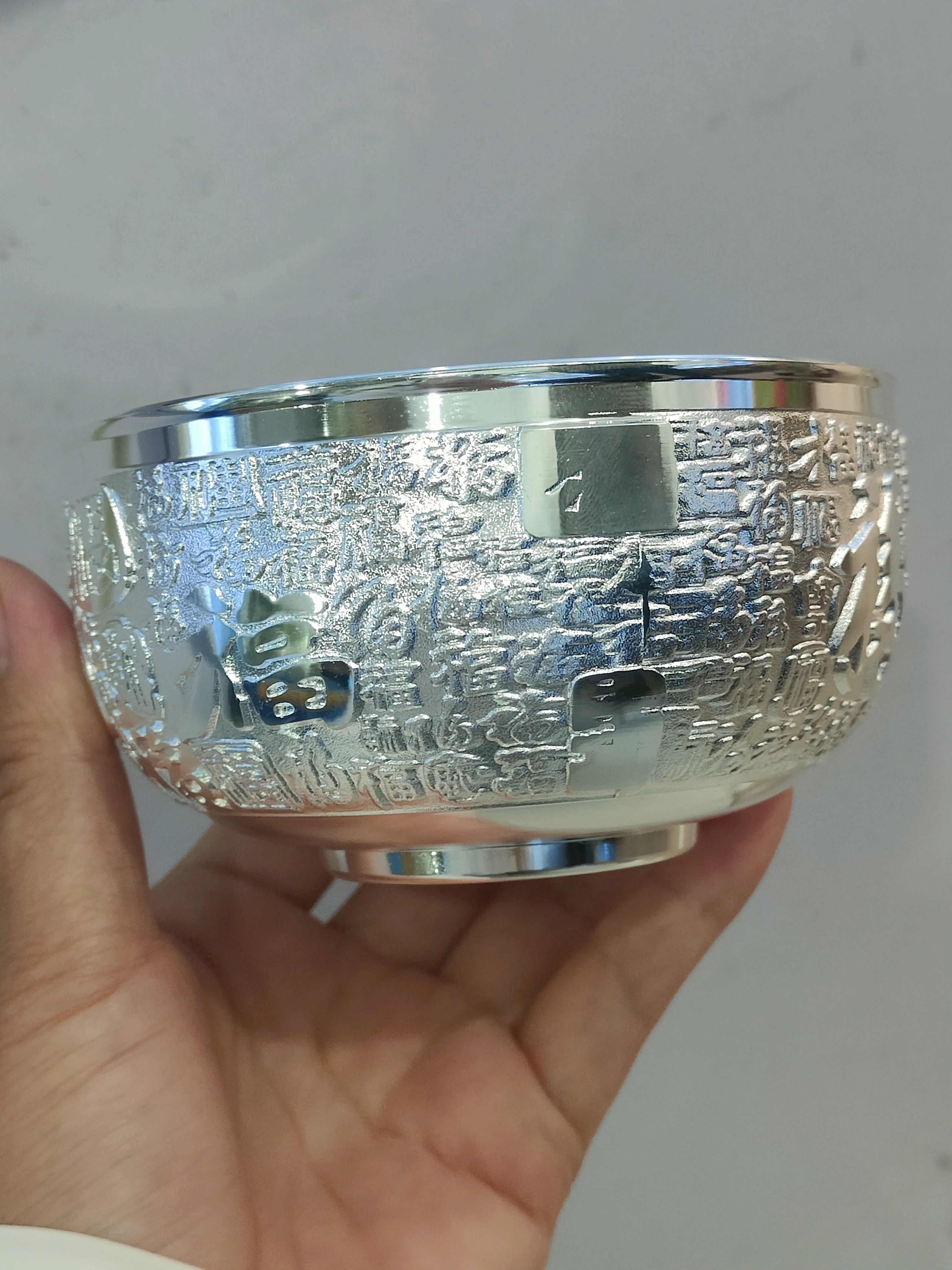 Китай. Индивидуальное классическое серебряное украшение Momofuku маленькое