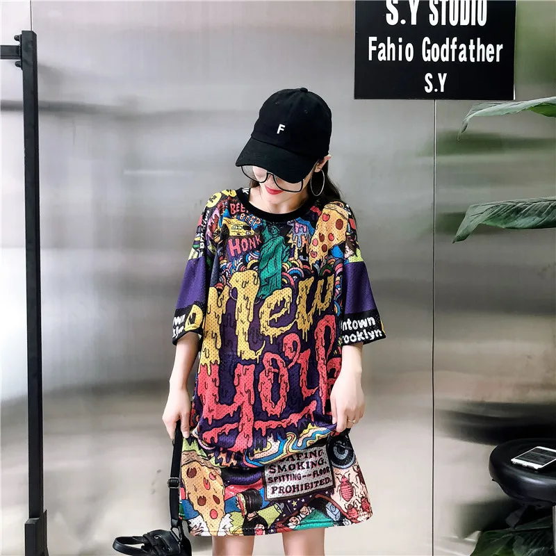 Vintage Girl Loose Cartoon Embroidery Strange Taste Girl Short-sleeved T-shirt Female 2021 Weather Ins Tide Clothing Women