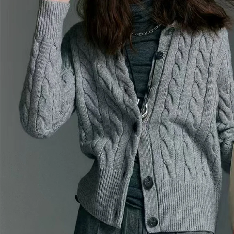 Ленивый вязаный крючком пуловер из 100% чистого кашемира с высоким воротником