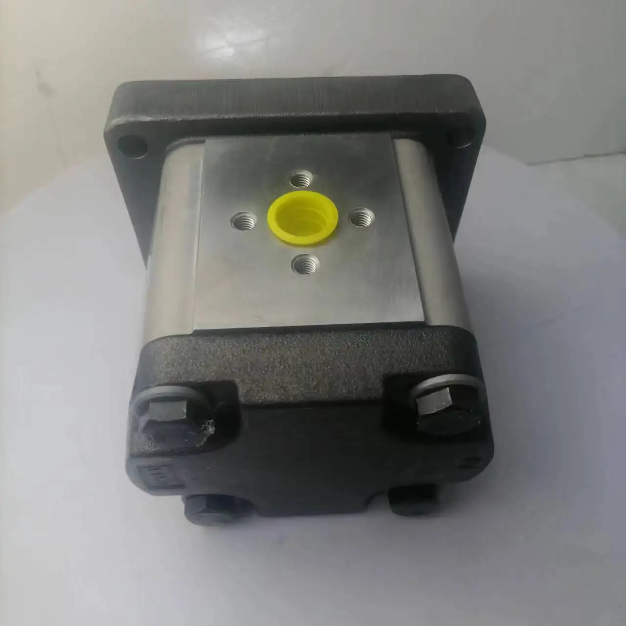 Шестеренчатый насос Park er 3339111014 серии PGP517 NFP