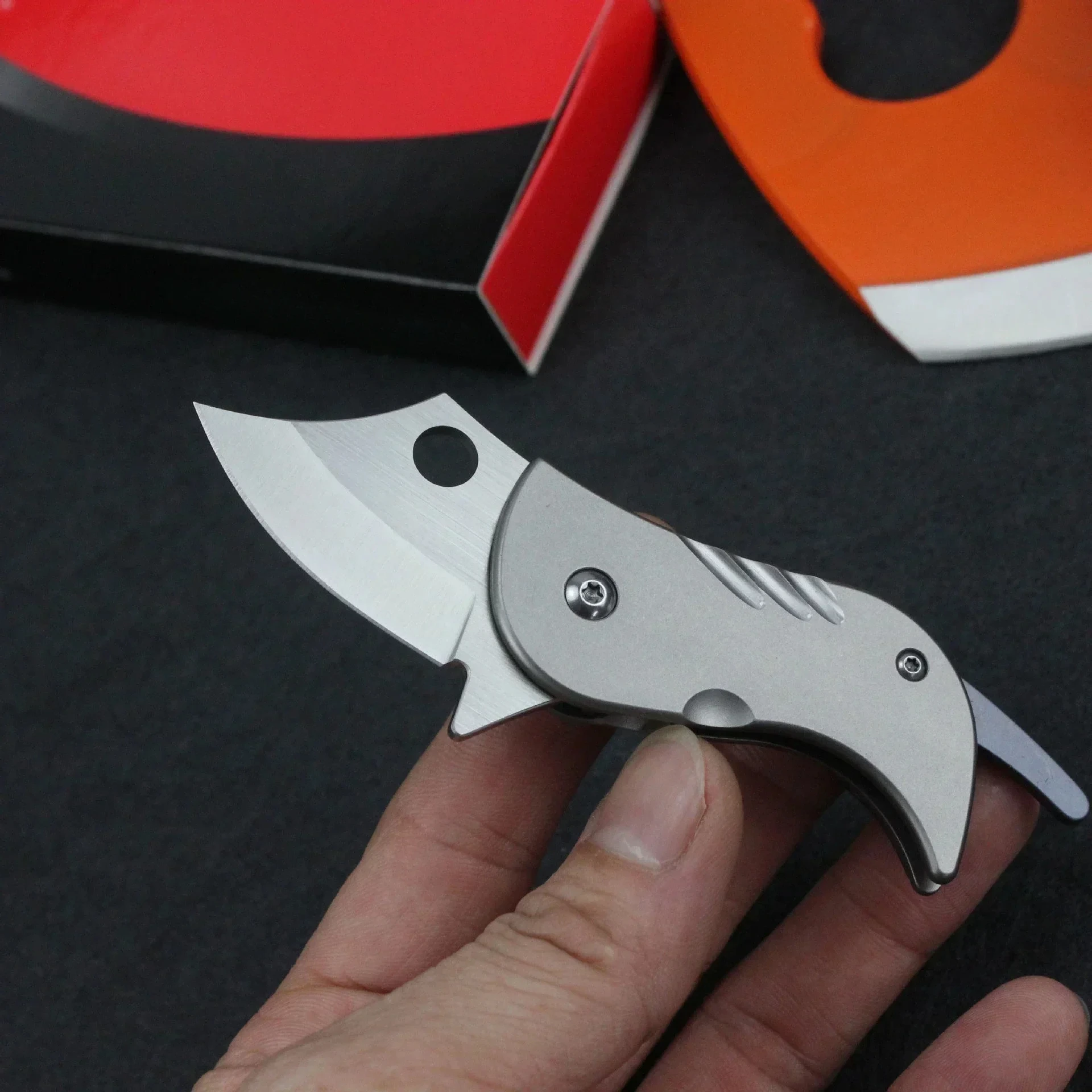 Складной нож C256 высокой твердости титановая ручка из нержавеющей стали походный