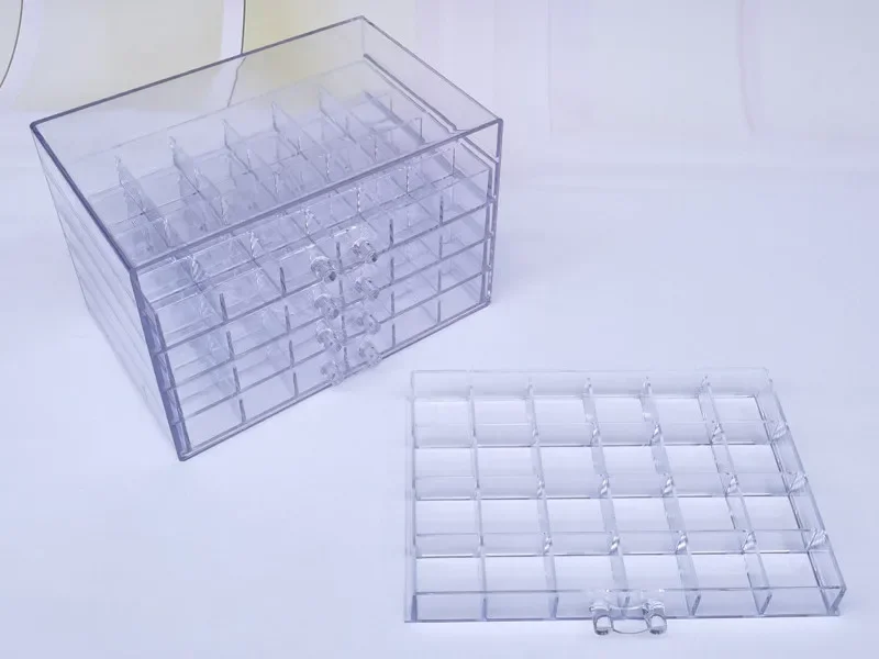 

Пластиковый органайзер для украшений