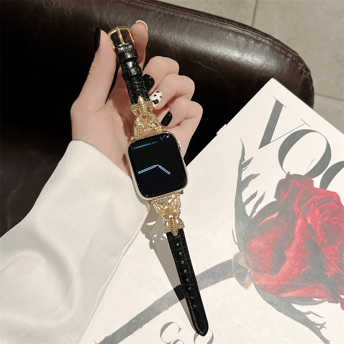 Genuine Leather Strap for Apple Watch Band 41mm 45mm 40mm 44mm 49mm correa IWatch Series 8 7 6 SE 5 4 Women Replacement Bracelet