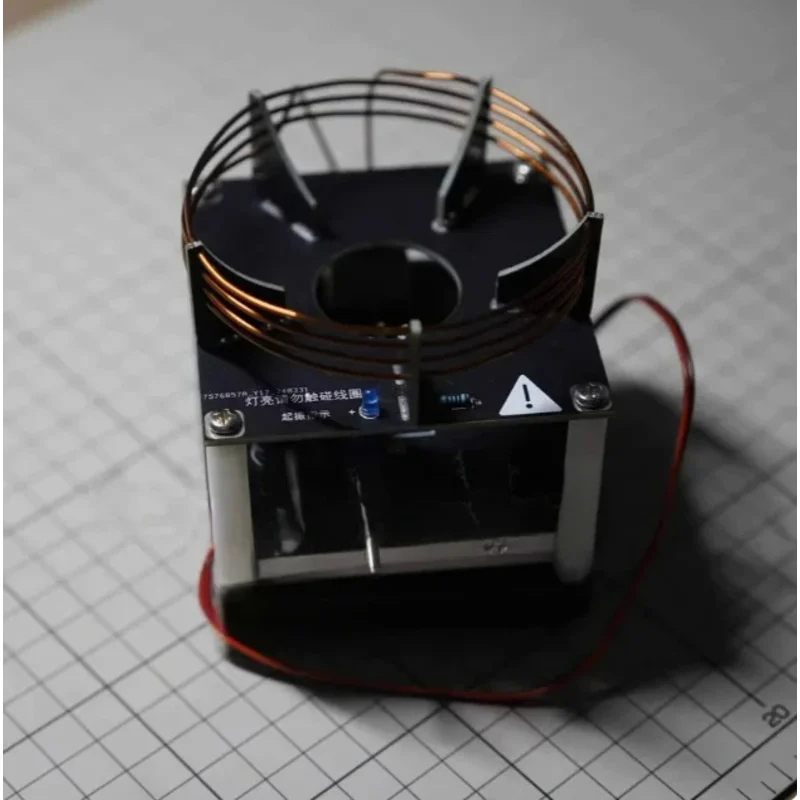 Плазменная кольцевая лампа Вставьте газовый шарик Ковчег Реактор Фильссия