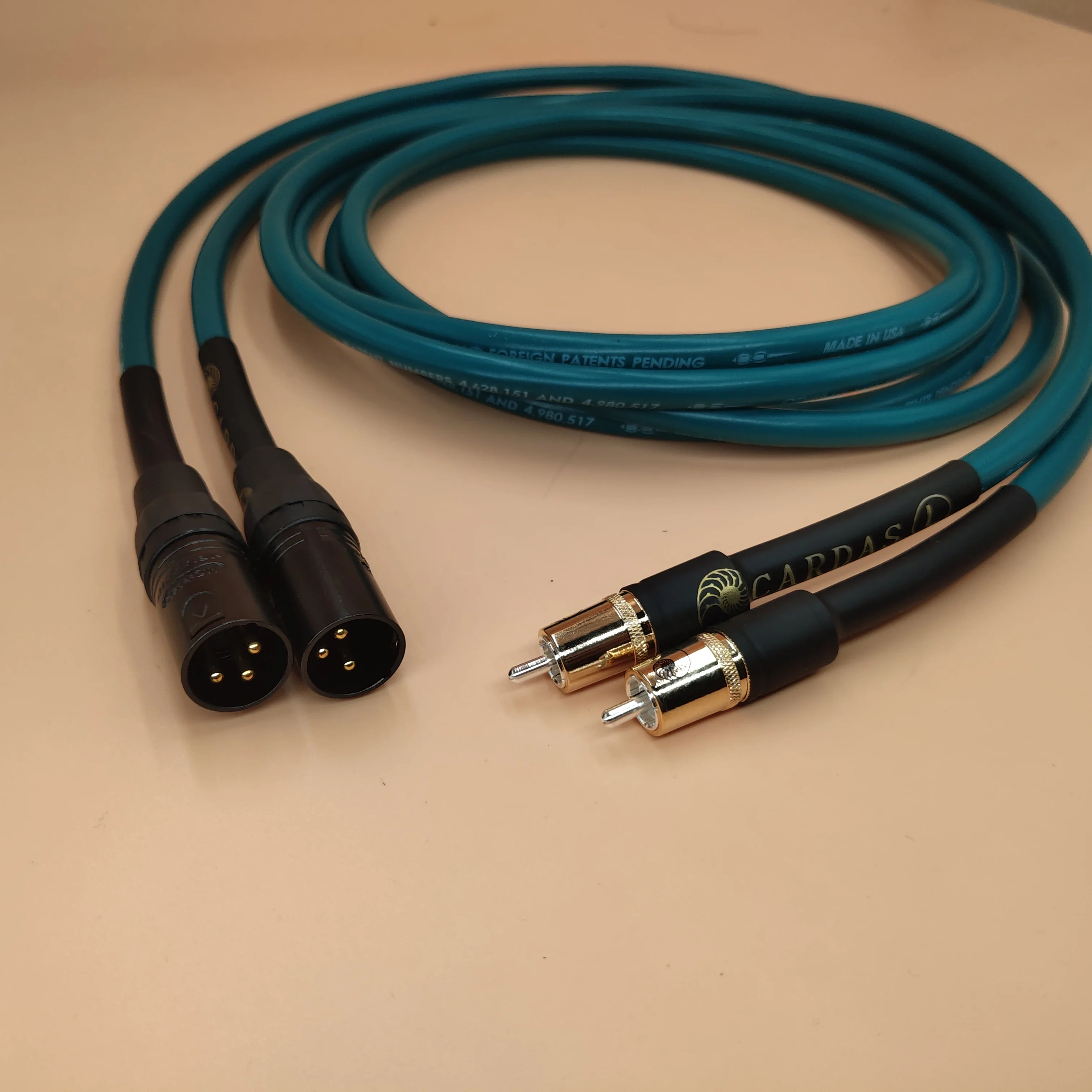 1 пара сбалансированный аудиокабель с RCA на XLR |