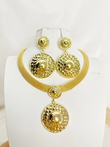 Gold Colour Plated Necklace Earring Set Beautiful Fashion Trend Sweet Romantic Party Wedding