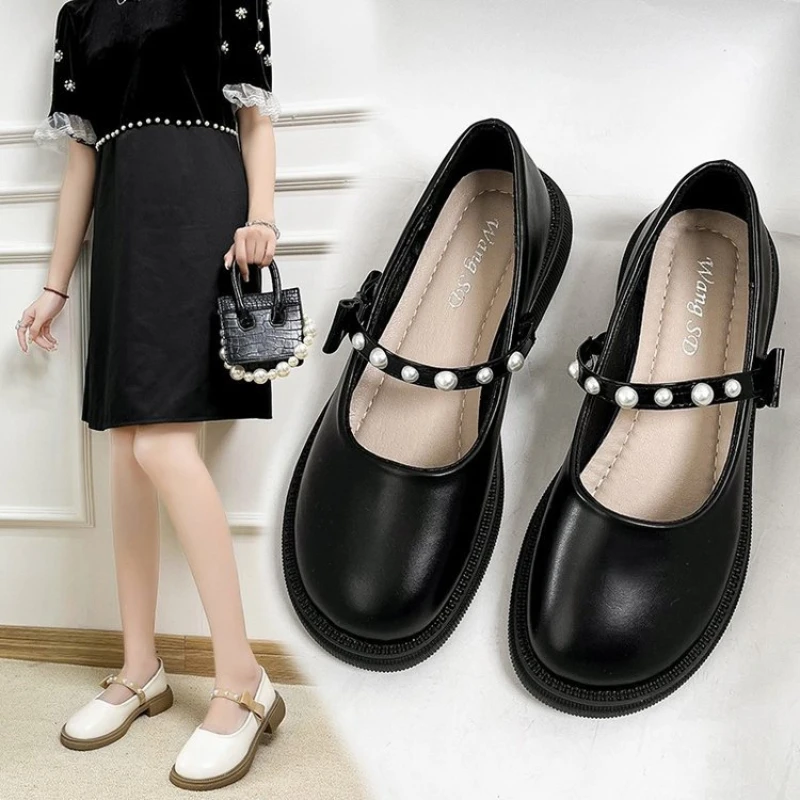 

Woman Spring Low Heels Pearls Mary Janes Shoes Patent Leather String Bead Platform Black Thick Sole Lolita