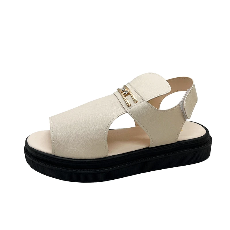 

New Metal Decorative Rhinestone Design Casual Retro Platform Women's Sandals Fashion Women's Gladiator Hollow Flat Beach Shoes