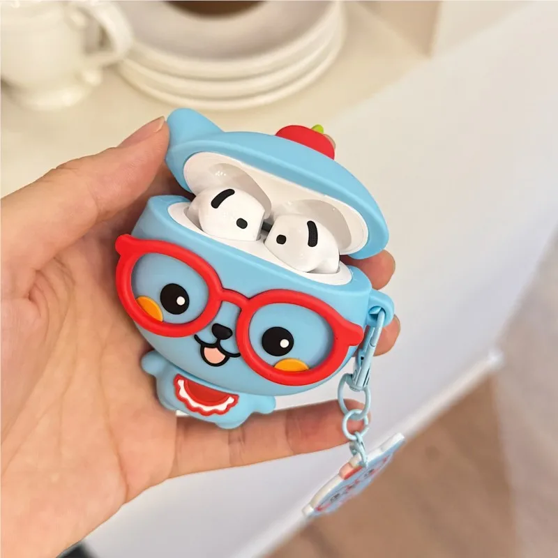 Фото Чехол для наушников Qoo с 3D-рисунком и брелоком для AirPods 3/4-го поколения, AirPods Pro 1/2/3-го поколения, милый силиконовый чехол с очками Apple №1