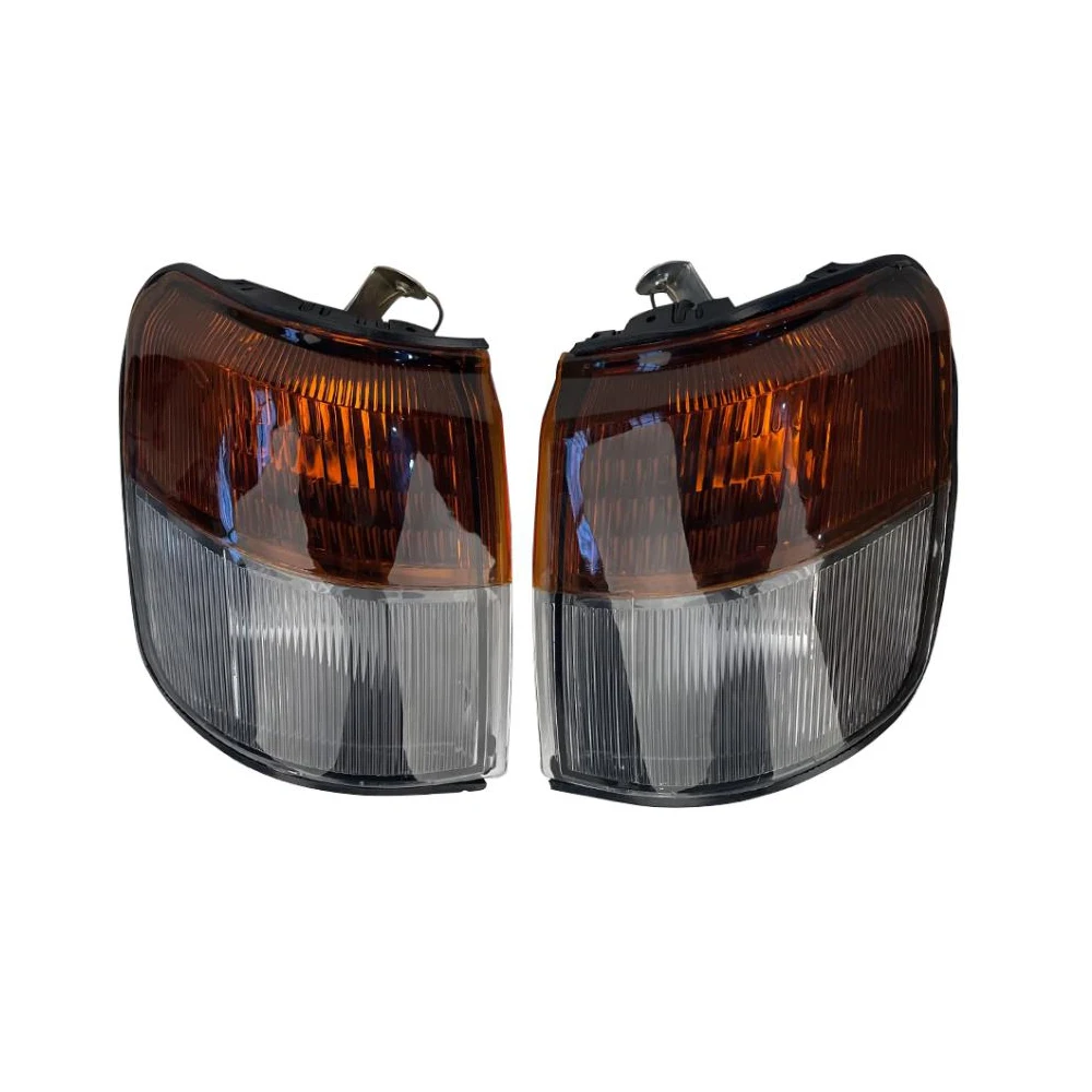 

1 Piece Narrow Body Light or Dark Turning Signal Lamp for Pajero V20 V30 Head Lamp for Montero V40 Front Corner Lamp Mb831081