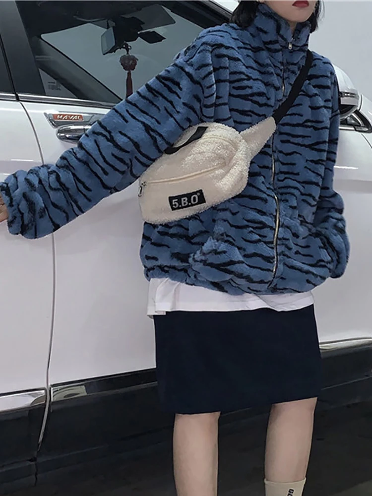 Goth Dark Winter Warm Faux Fur Striped Oversize Jackest Y2k Fashion Grunge Streetwear Loose Coats Women Zip Up egirl Outfit Fall