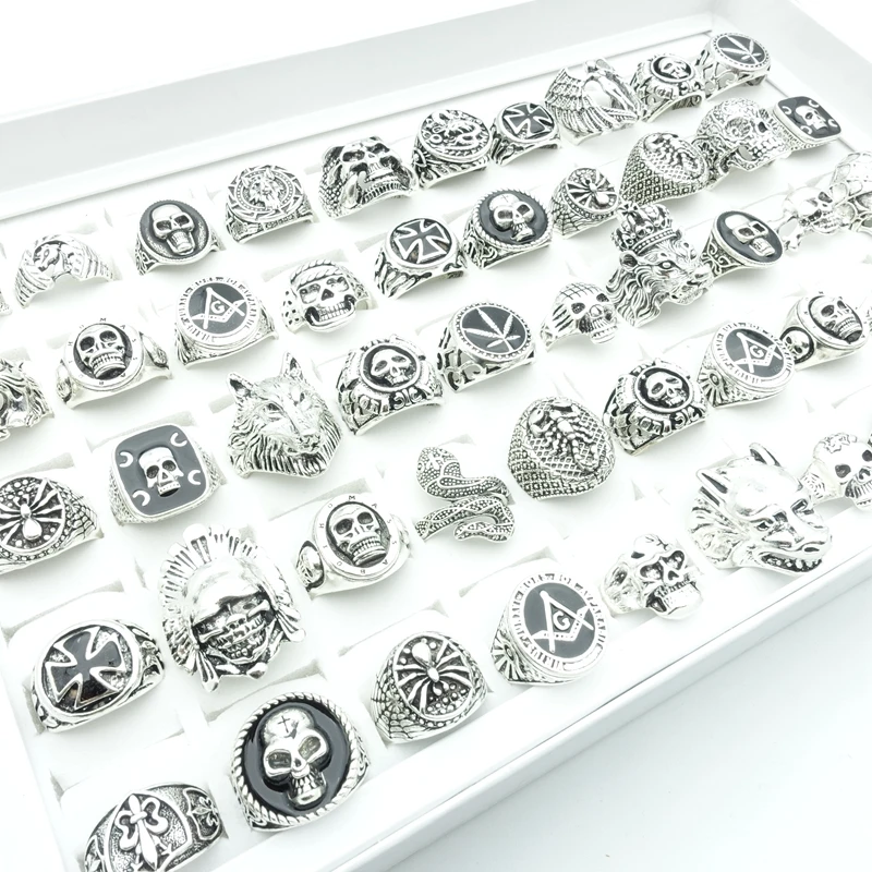 

Wholesale 20/50/100pcs Men Women Skull Rings Mix Animals Snake Silver Plated Fashion Finger Accessories Jewelry Party Gift Punk
