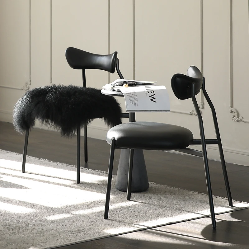 

Роскошные серые современные обеденные стулья, черные металлические ножки, дизайнерские обеденные стулья для балкона, мебель для гостиной, спальни с низкой спинкой