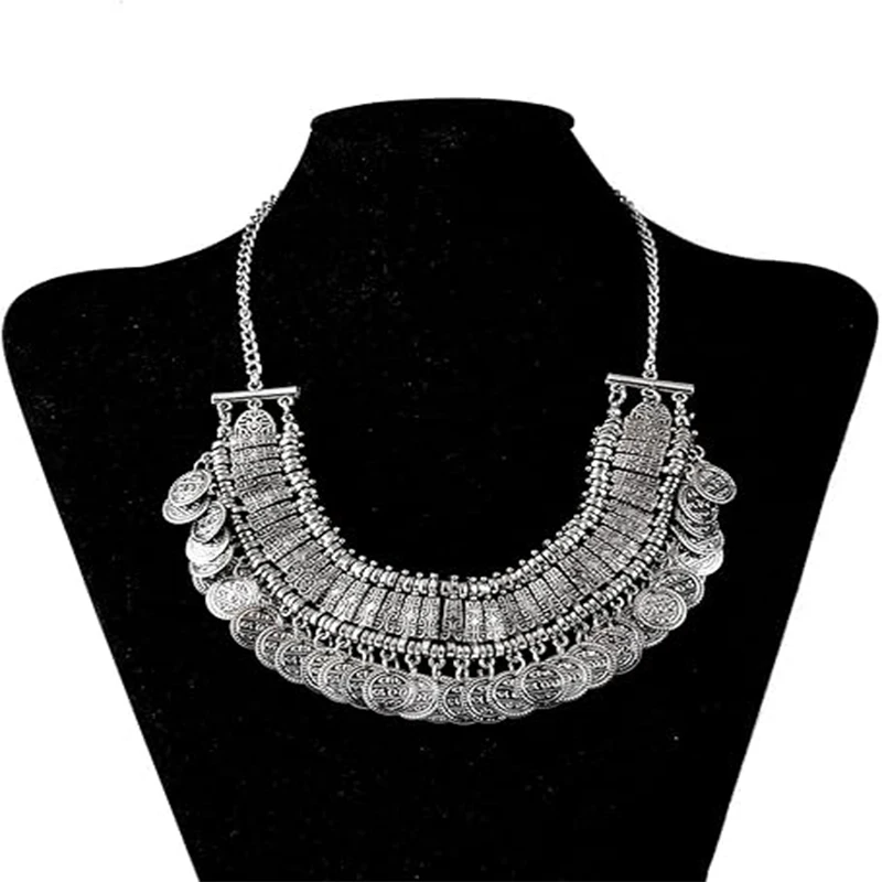 Винтажное ожерелье с выгравированной монетой эффектное ключицей серебряное