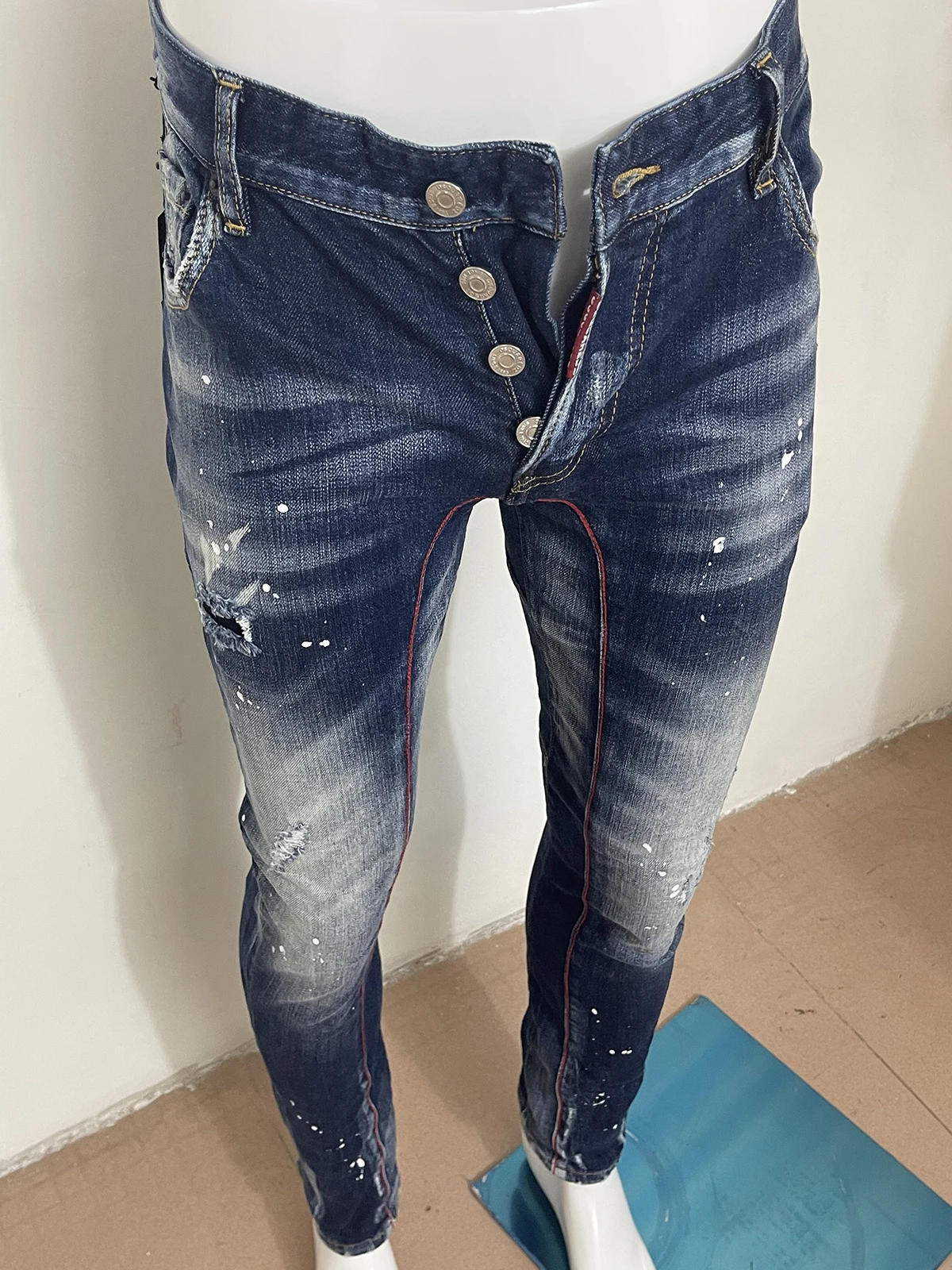 

Spring/Summer 2023 new style D2 jeans men wash wear holes patch paint three-dimensional cut small feet blue jeans man