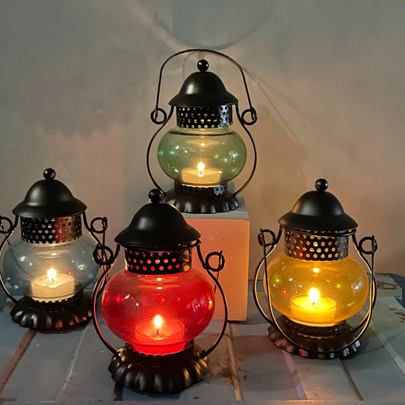 

Retro Christmas Lanterns Small Lamp Candle Floodlight Decoration Xmas Wedding Party Hanging Candle Lantern Props Spotlight