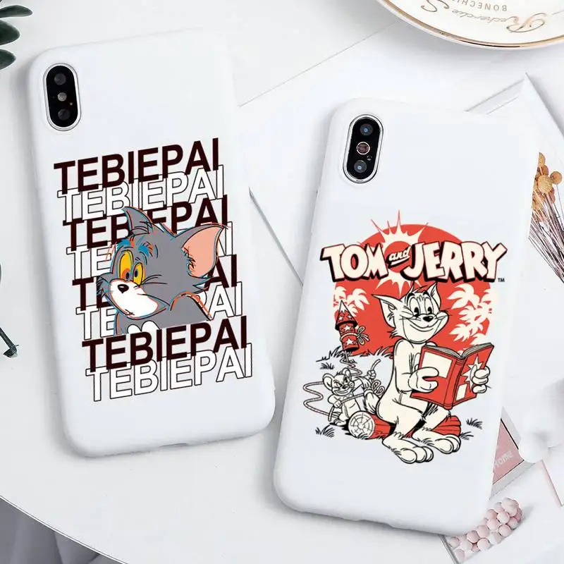 

Cartoon Cat Mouse Tom and Jerry Phone Case For iphone 13 12 11 Pro Max Mini XS 8 7 6 6S Plus X SE 2020 XR white Silicone cover
