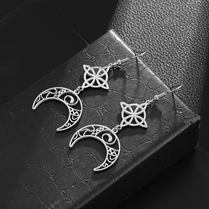 Женские серьги-гвоздики в этническом стиле