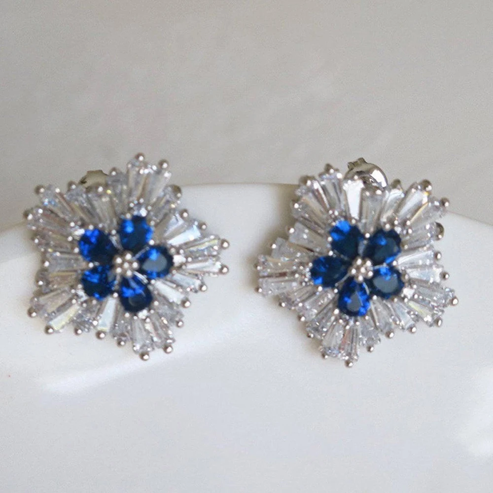 

Sweet Style Snowflake Zircon Earrings For Women