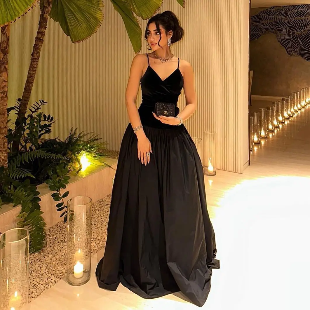 

Saudi Arabic Women's Prom Dresses V Neck Black Formal Dress Temperament Evening Dress