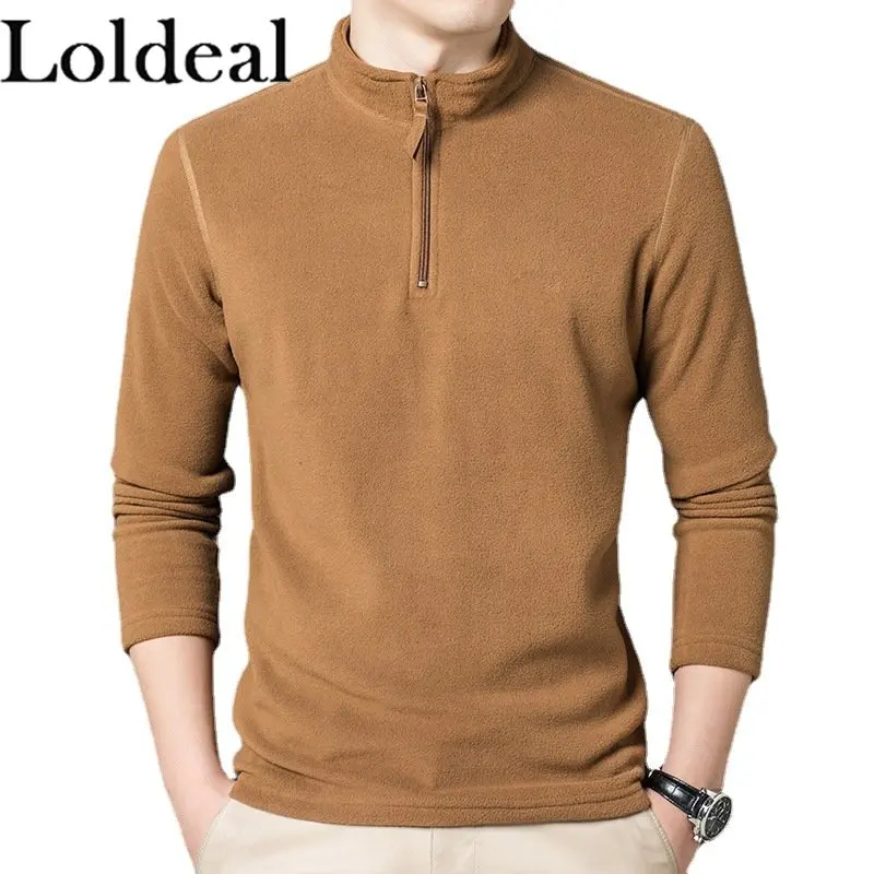 

Men Long-Sleeve Quarter-Zip Fleece Sweatshirt