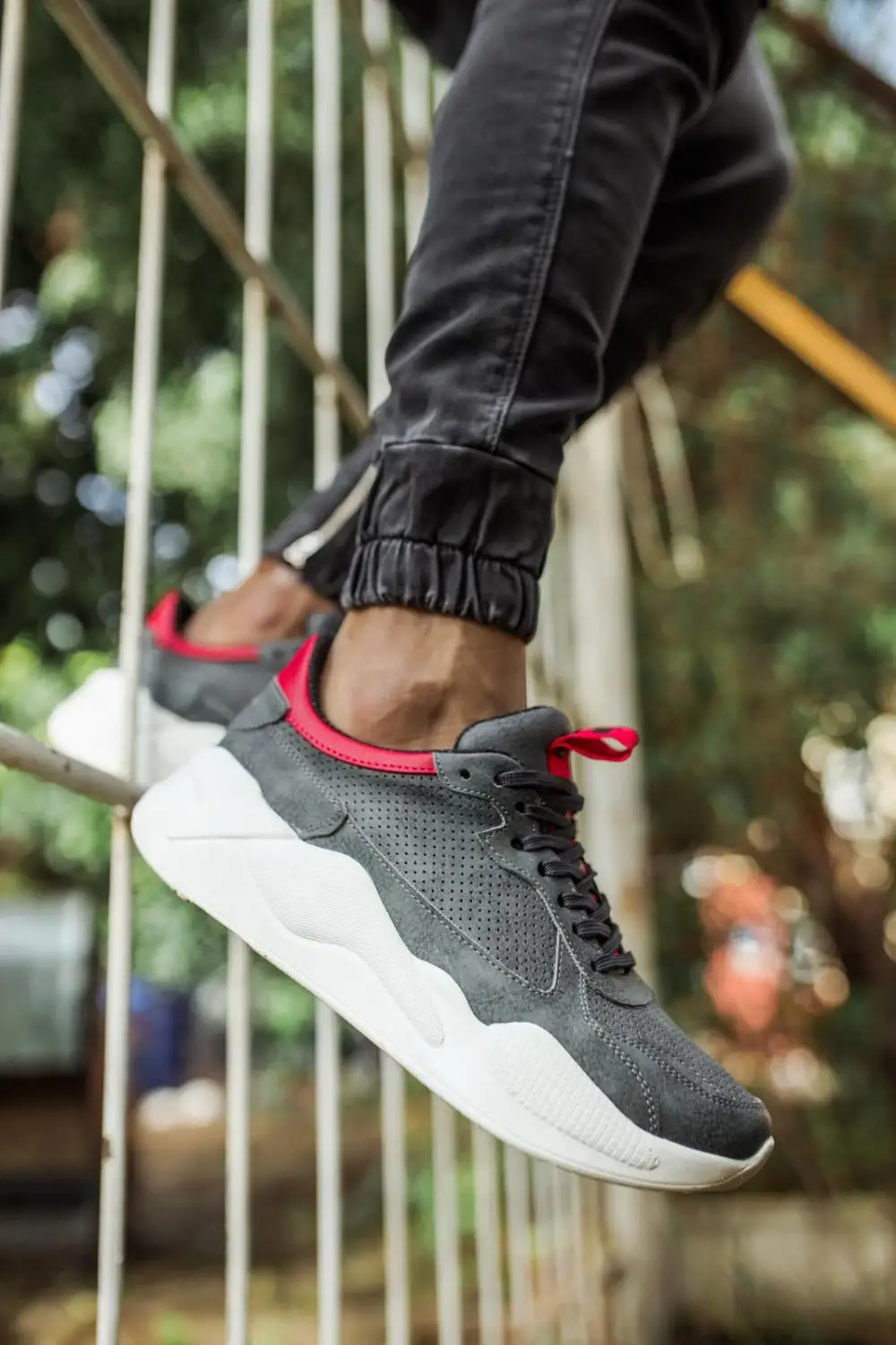 

Knack Artificial Leather Gray and Red Sports Men Shoes Lace Closure Mixed Color Spring Fall Seasons Flexible Sneakers Anthracite Male Footwear Daily Relax Canvas Stylish Massage Height Increase White Base Fashion 606