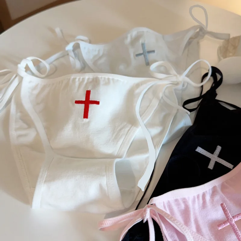 Женские сексуальные трусики со шнуровкой и перекрестным принтом