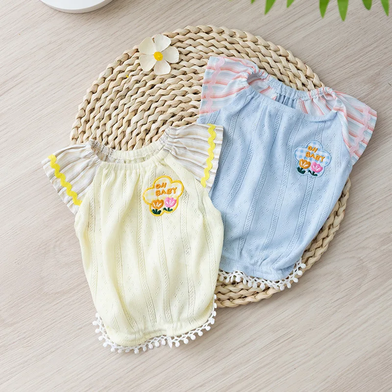 

Flower Embroidery Dog Clothing Summer Cool Breathable Teddy Vest Small Flying Sleeve Pet Clothes Puppy Two-legged T-shirt