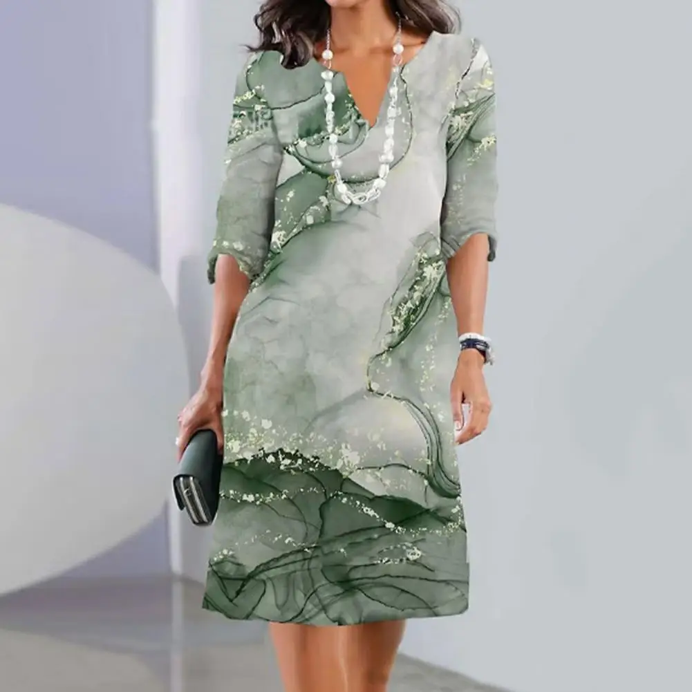 

Loose Cut Dress Chic Autumn Dresses for Women Elegant V-neck Prints Soft Comfortable Polyester Fabric Trendy Fashion Supply