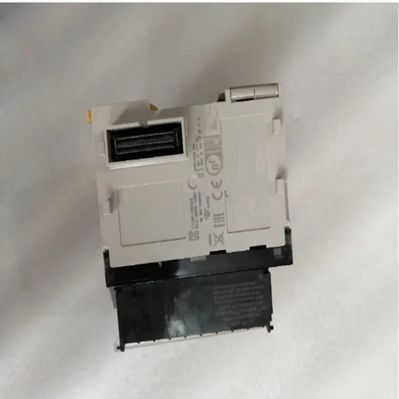 Новый оригинальный модуль CJ2M-MD211 CJ1W-TC001 CJ1W-ID231 CJ1W-NC413 CJ1W-ID261 CJ1W-MAD42 CJ2M-CPU31 CJ2M-CPU15 CJ2M-CPU13 (art.: 3920ced98378d) - 3920ced98378d