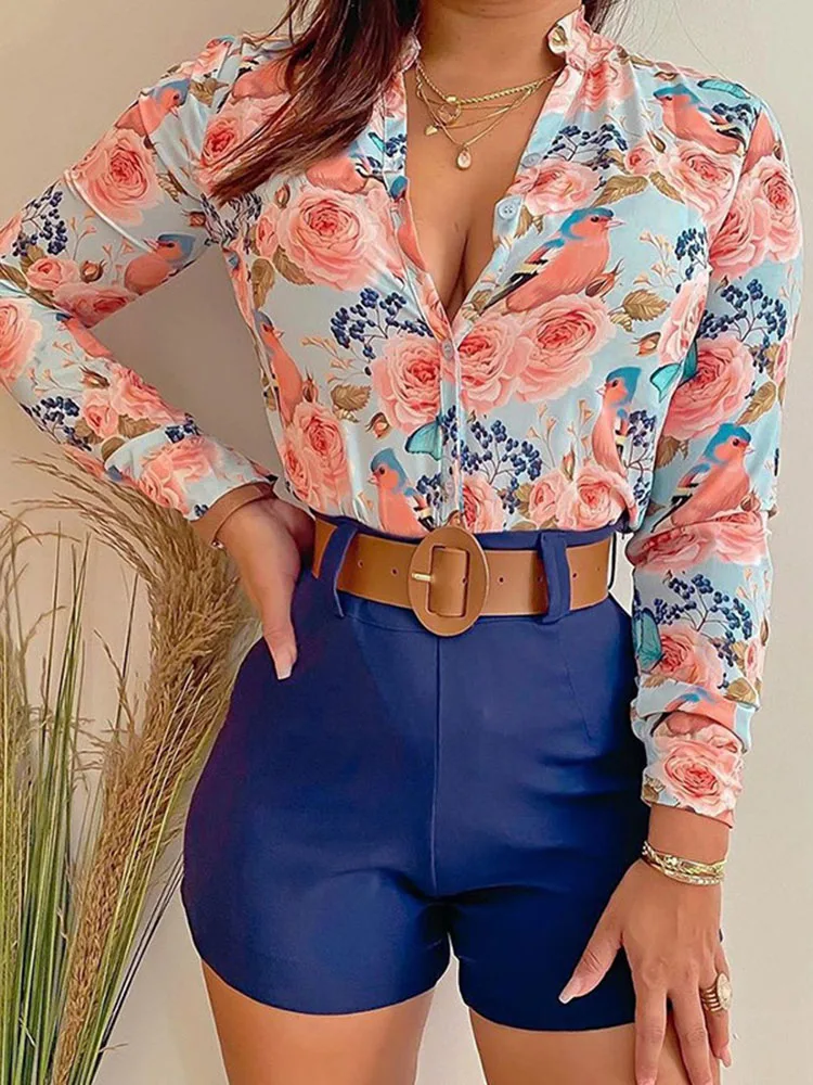 

Женский пляжный праздничный спортивный костюм, рубашка с длинным рукавом и шорты с цветочным принтом и листьями, комплект из двух предметов...