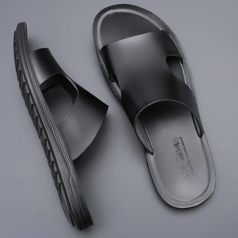 

Slipper Shoes Men Luxury Brand Slides Fashion Summer Men's Shoes Casual Slippers Beach Sandals Italy Style Comfortable Non-slip
