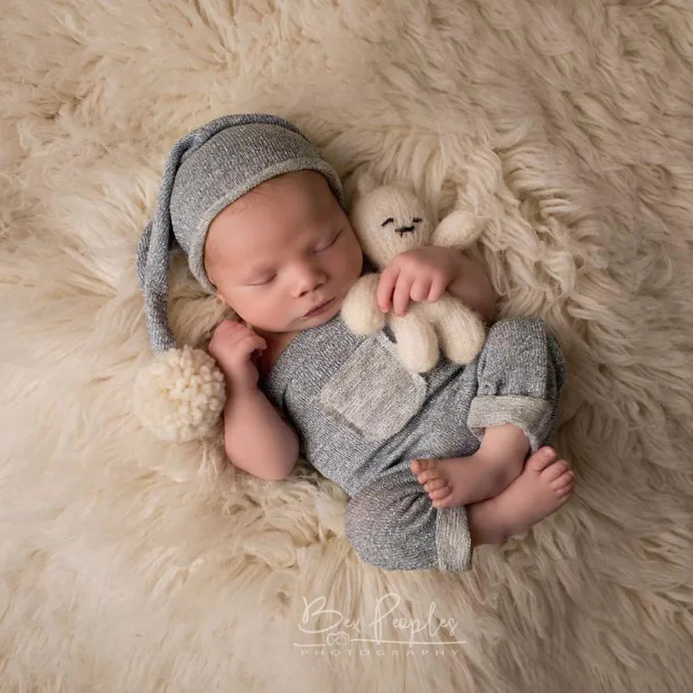 Dvotinst Newborn Baby Photography Props Cute Outfits Bodysuit Furry Ball Hat 2pcs Fotografia Studio Shooting Photo Props 0-1M