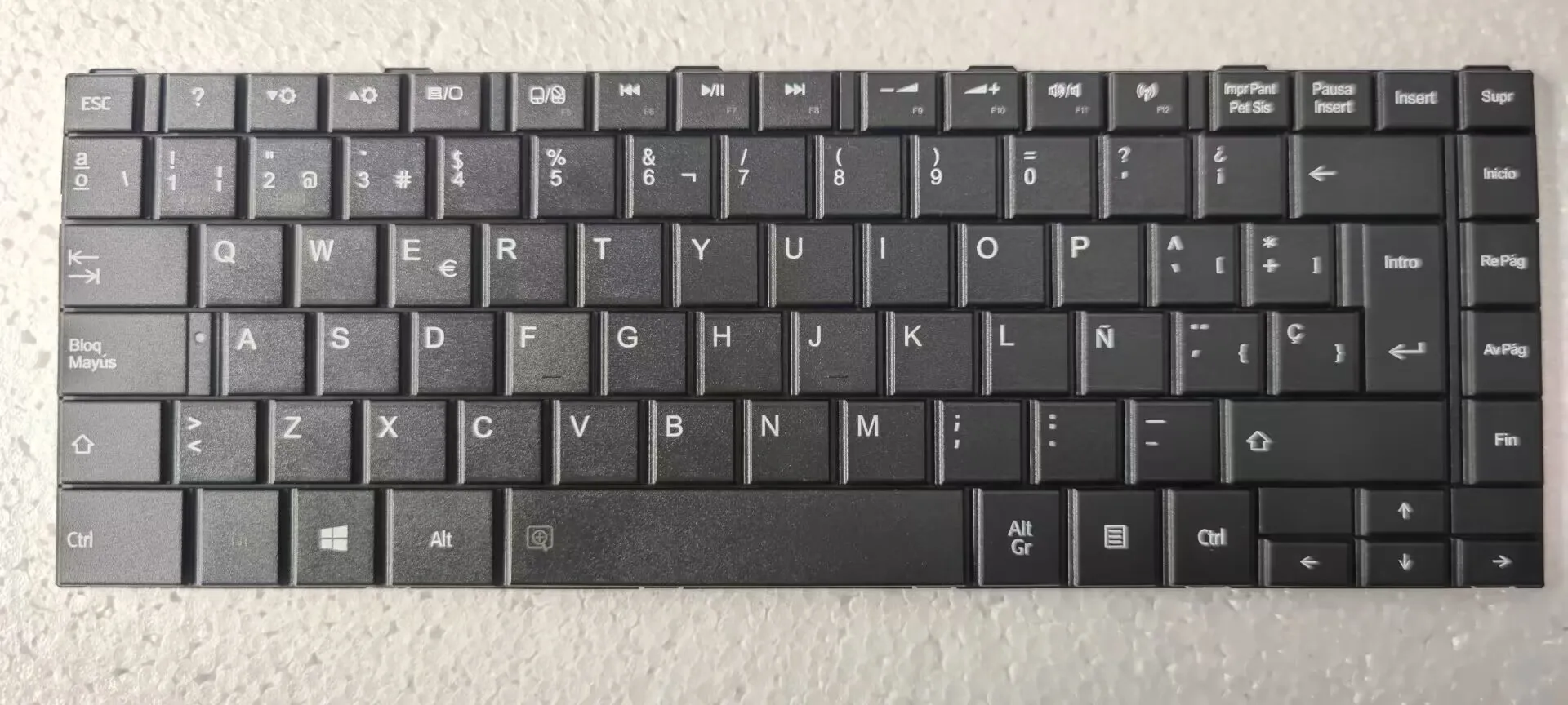 Испанский ключ для toshiba Satellite C800 C800D C805 C805D C840 C840D C845 C845D