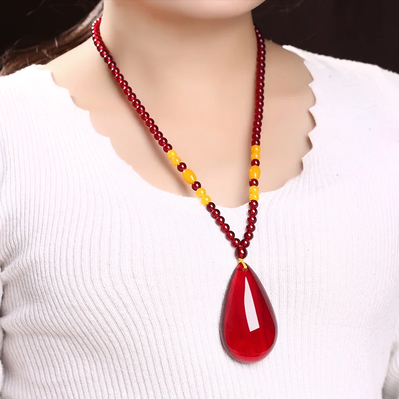 

Natural Baltic Blood Amber Drop Pendant With Red Ambers Beaded Necklace Women Men Fashion Charms Sweater Chain Lucky Amulet Gift