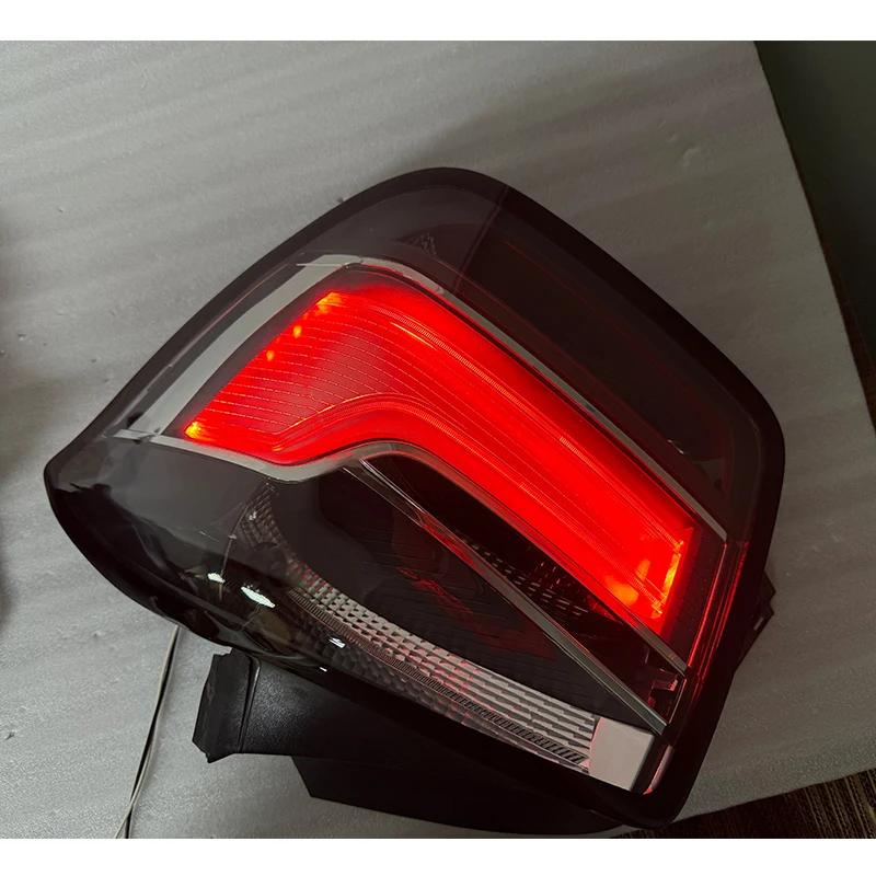 Фото Светодиодный задний фонарь для BMW 1 серии F20 116i 118i 120i 2011-2013: стоп-сигнал, указатель поворота, фонарь заднего хода №2