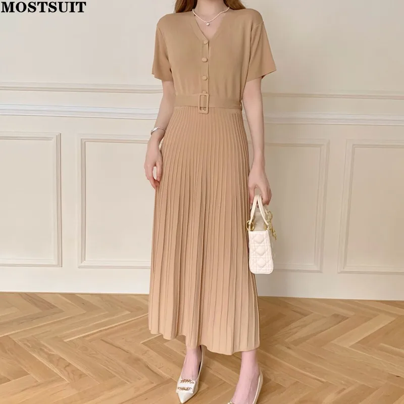 

Summer Ice Silk Knitted Long Dress Women's Maxi Dresses Short Sleeve V-neck Elegant Vintage Belted Pleated Ladies Vestido 2022