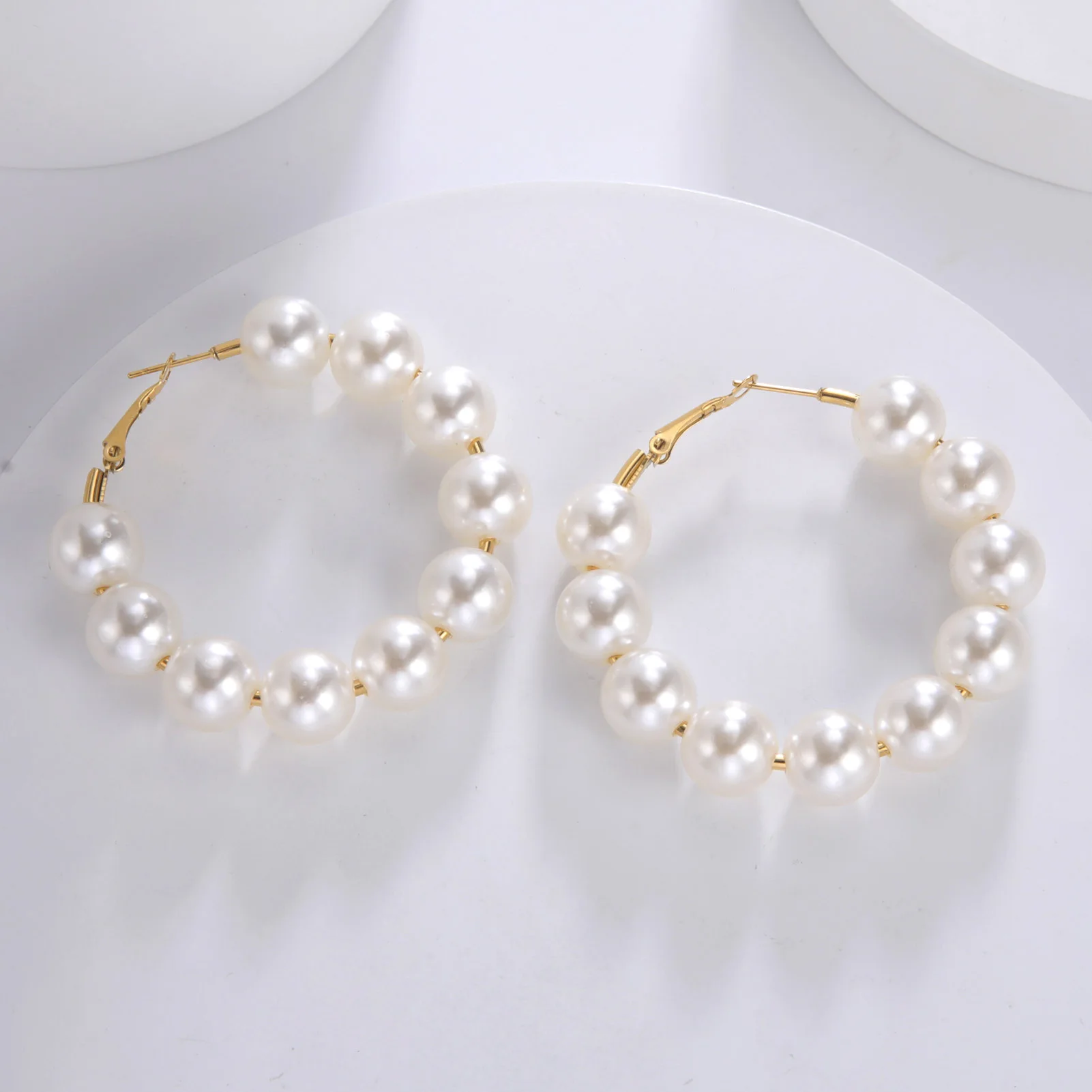 

Not Fade Stainless Steel Simulated Pearl Circle Hoop Earrings for Women Round Hanging Big Exaggerated Brincos Charm Jewelry Gift